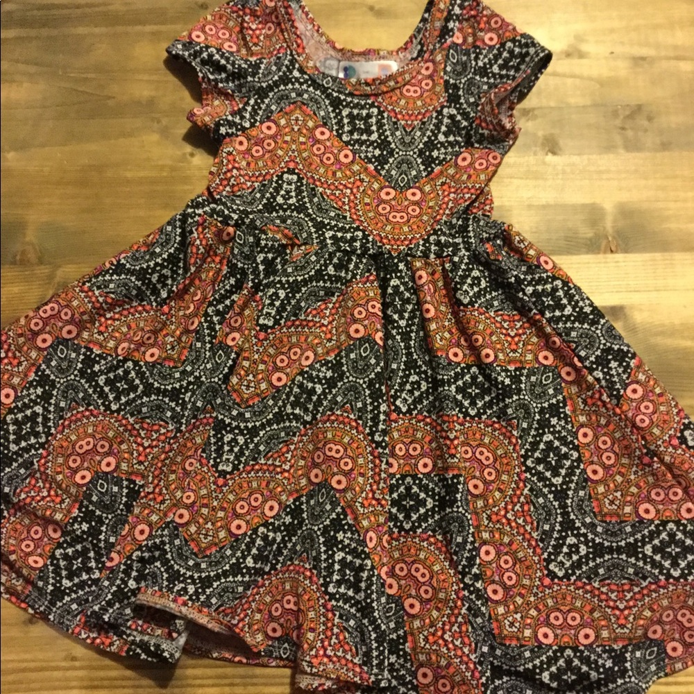 Dot dot smile size 2